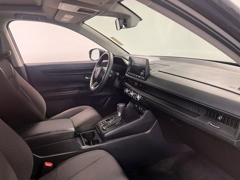 Used 2025 Honda CR-V EX image 11
