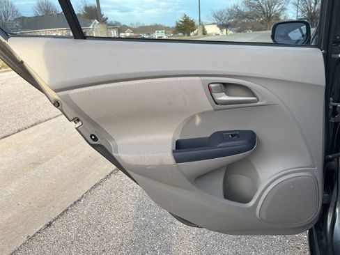 Used 2010 Honda Insight EX image 25