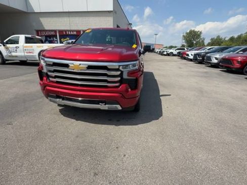 Certified 2024 Chevrolet Silverado 1500 High Country w/ Technology Package AWD/4WD image 3