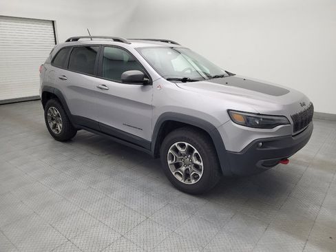 Used 2020 Jeep Cherokee Trailhawk w/ Cold Weather Group AWD/4WD image 11