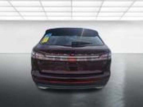 Used 2022 Lincoln Nautilus Reserve image 13