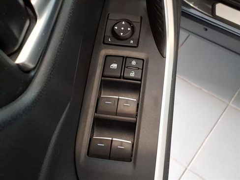 Used 2023 Toyota RAV4 XLE Premium image 17