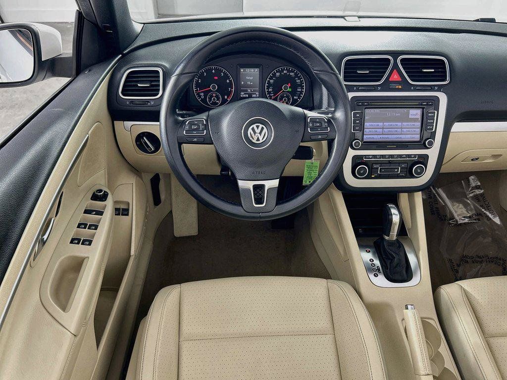 Used 2012 Volkswagen Eos Komfort FWD image 20