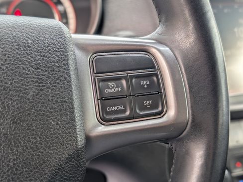 Used 2019 Dodge Journey Crossroad image 17