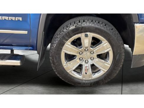 Used 2018 GMC Sierra 1500 SLT AWD/4WD image 20