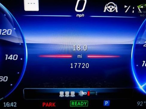 Used 2023 Mercedes-Benz EQS 450+ 4MATIC Sedan image 63