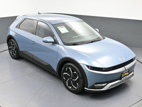 Used 2022 Hyundai Ioniq 5 SE image 40