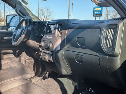 Certified 2025 Chevrolet Silverado 2500 Custom w/ Custom Value Package image 22