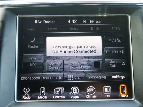 Used 2017 Jeep Grand Cherokee Altitude RWD image 35