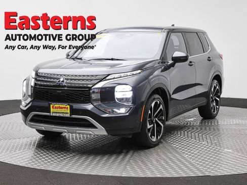 Used 2024 Mitsubishi Outlander SE FWD image 1
