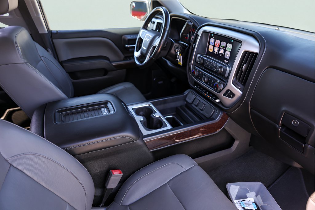 Used 2018 GMC Sierra 1500 SLT AWD/4WD image 30