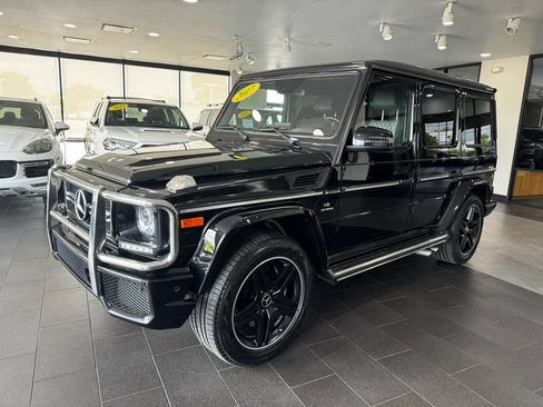 Used 2017 Mercedes-Benz G 63 AMG 4MATIC image 2