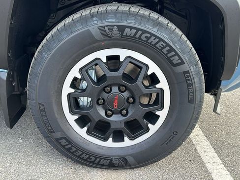 New 2026 Toyota 4Runner TRD Off-Road Premium image 12