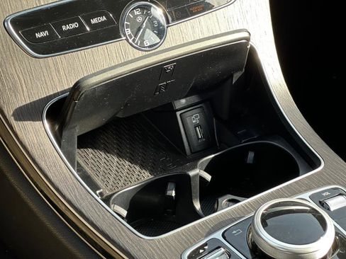 Used 2020 Mercedes-Benz C 300 C 300 4MATIC Sedan image 42