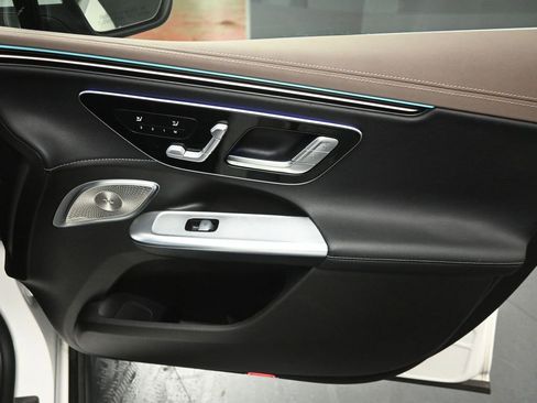 Used 2023 Mercedes-Benz EQE 350+ 4MATIC SUV image 29