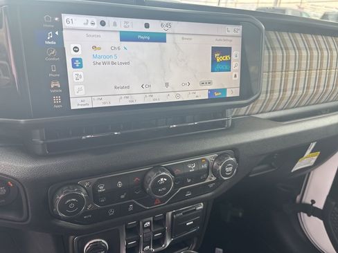 New 2026 Jeep Wrangler Unlimited Sport image 19