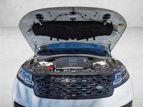 Used 2020 Land Rover Range Rover Velar R-Dynamic S image 28
