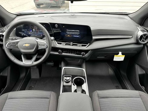 New 2026 Chevrolet Equinox LT image 15