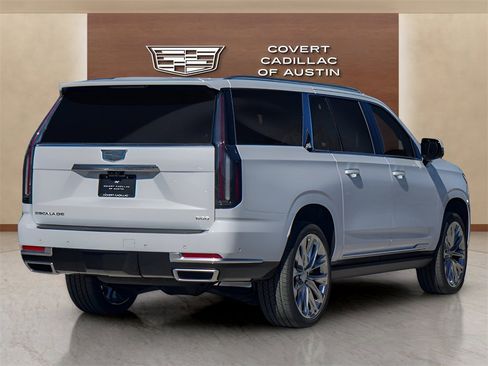 New 2026 Cadillac Escalade ESV Platinum Luxury image 8