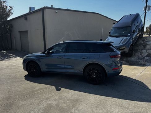 Used 2023 Lincoln Corsair Reserve w/ Equipment Group 202A FWD image 4