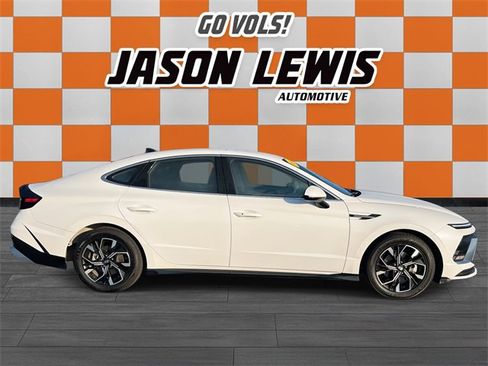 Used 2024 Hyundai Sonata SEL image 2