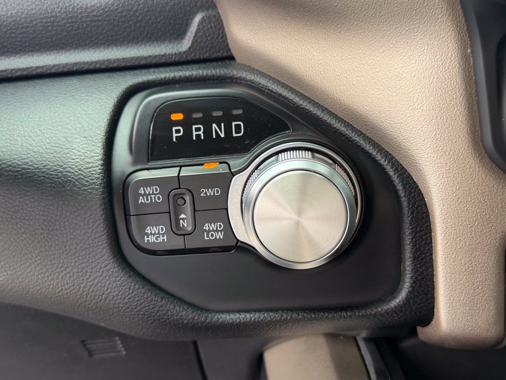 Used 2022 RAM 1500 Laramie AWD/4WD image 21