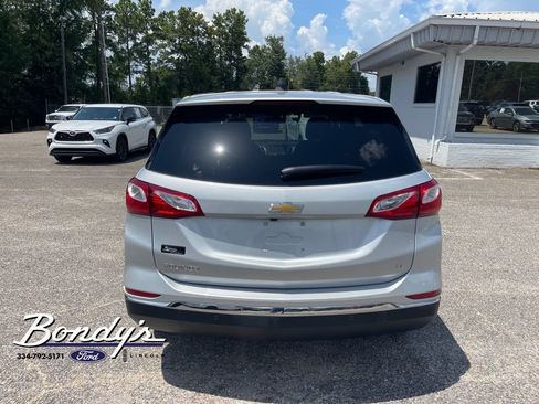 Used 2018 Chevrolet Equinox LT FWD image 13