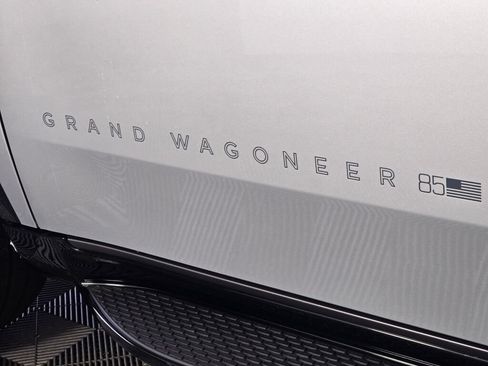 New 2026 Jeep Grand Wagoneer 4WD image 14