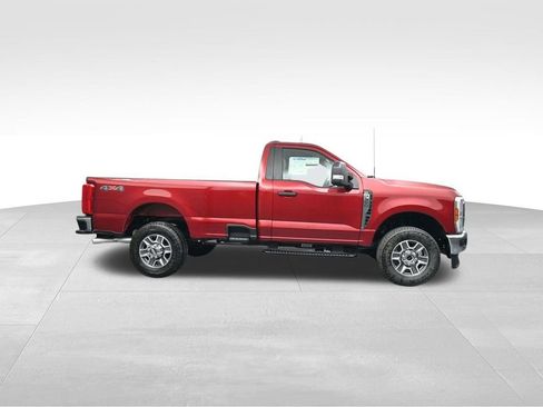 New 2025 Ford F350 XLT image 10