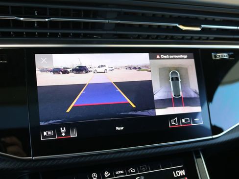 Used 2023 Audi RS Q8 AWD/4WD image 12