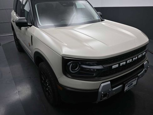 Used 2025 Ford Bronco Sport Badlands w/ Badlands Tech Package AWD/4WD image 17
