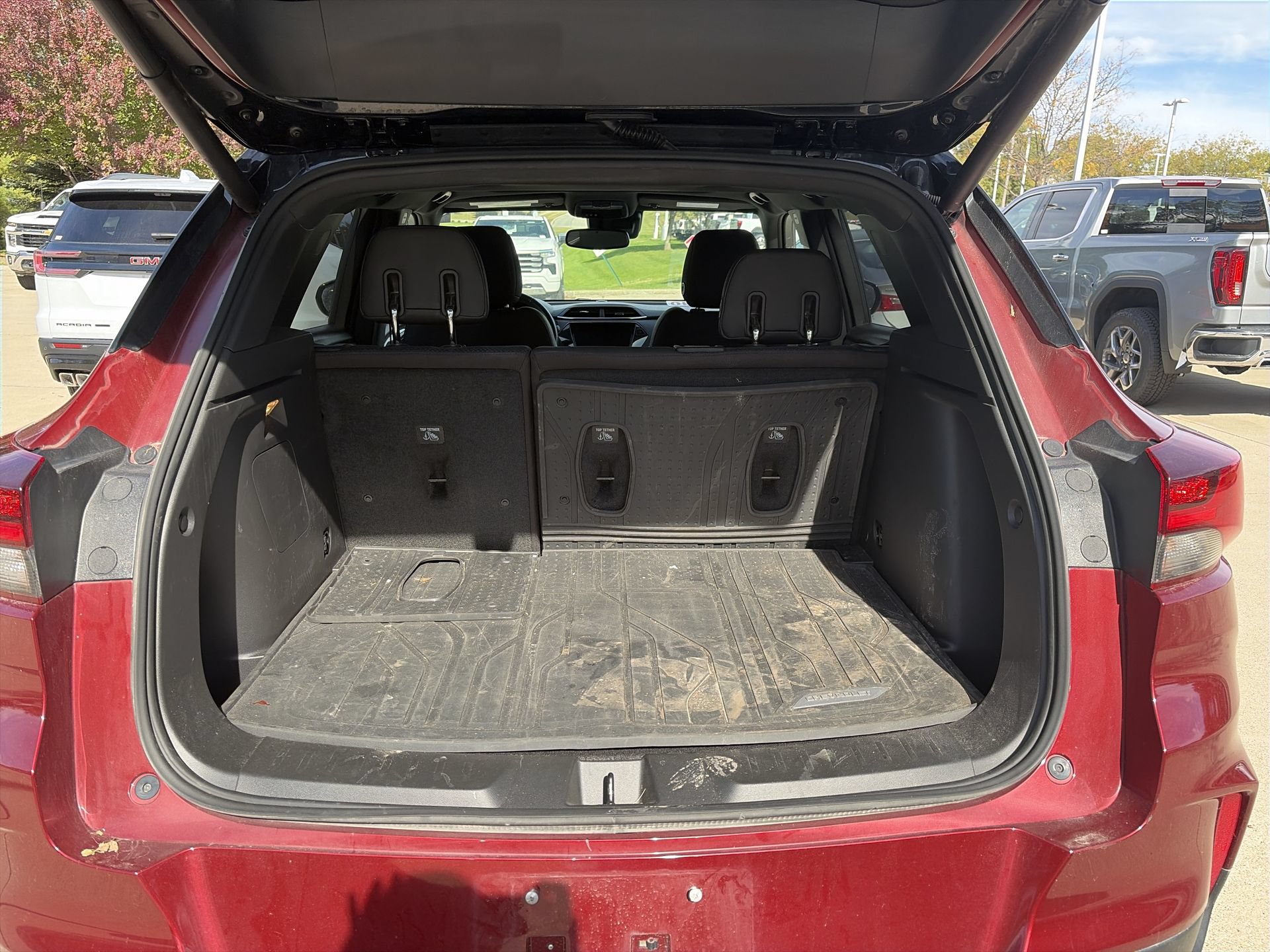Used 2023 Chevrolet TrailBlazer RS w/ Sun and Liftgate Package AWD/4WD image 28