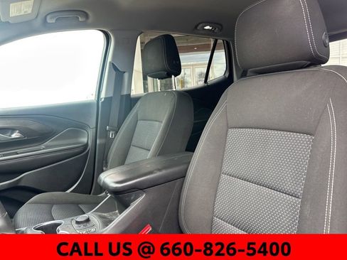 Used 2022 GMC Terrain SLE w/ Driver Convenience Package image 10