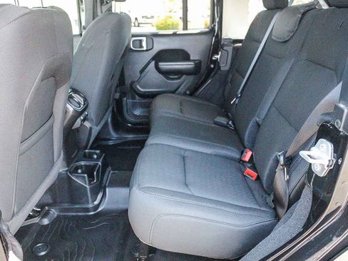 Used 2021 Jeep Wrangler Unlimited Sport AWD/4WD image 18