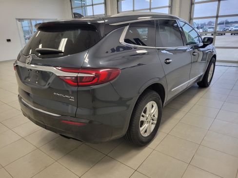 Used 2019 Buick Enclave Essence AWD/4WD image 5