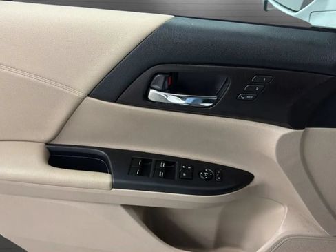 Used 2013 Honda Accord EX-L image 17