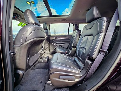 Certified 2022 Jeep Grand Cherokee L Limited image 39