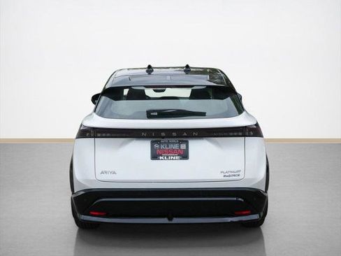 Certified 2024 Nissan Ariya AWD image 4
