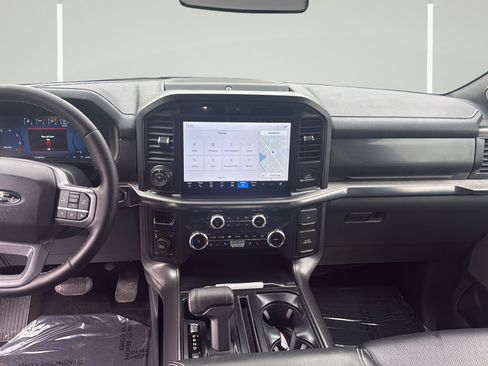 Used 2025 Ford F150 Lariat AWD/4WD image 5