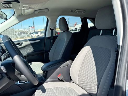 Certified 2022 Ford Escape SE w/ SE Sport Appearance Package image 17
