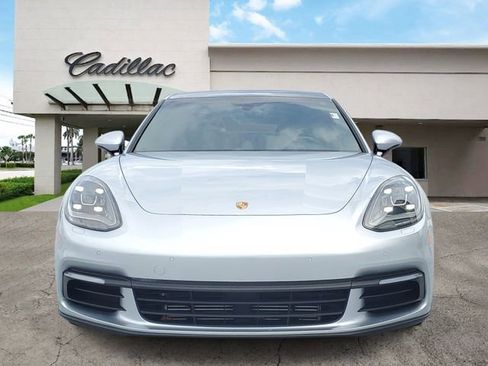 Used 2018 Porsche Panamera RWD image 8