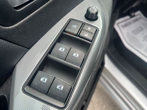 Used 2019 Toyota Sienna SE w/ SE Preferred Package FWD image 26