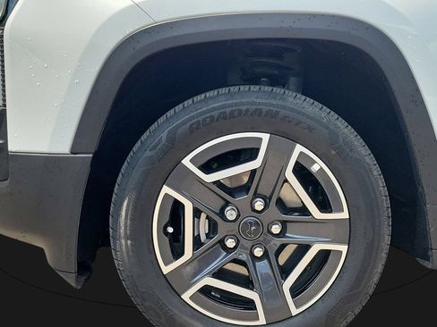 Used 2026 Jeep Cherokee Limited AWD/4WD image 9