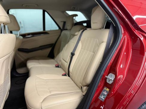 Used 2017 Mercedes-Benz GLE 350 4MATIC image 34