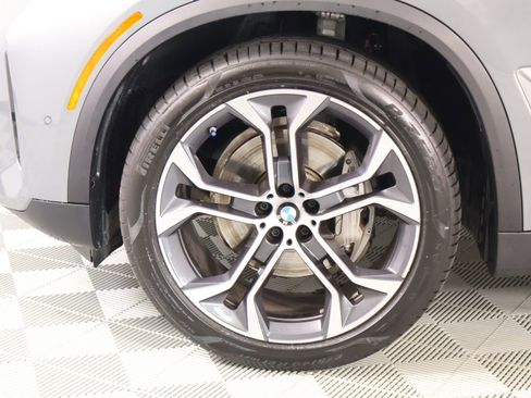 Used 2024 BMW X5 xDrive40i w/ Premium Package AWD/4WD image 19