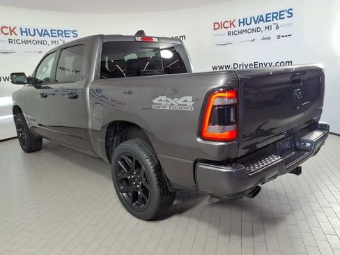 Used 2023 RAM 1500 Laramie AWD/4WD image 6