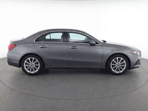 Used 2020 Mercedes-Benz A 220 image 8