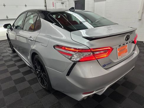Used 2024 Toyota Camry XSE FWD image 8