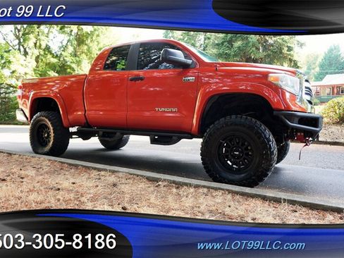 Used 2016 Toyota Tundra SR5 w/ TRD Off Road Package AWD/4WD image 7