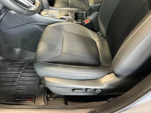 Used 2023 Subaru Forester Premium AWD/4WD image 41